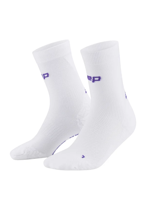 RUN COMPRESSION ULTRALIGHT MID CUT 4.0 - Sportsocken - white