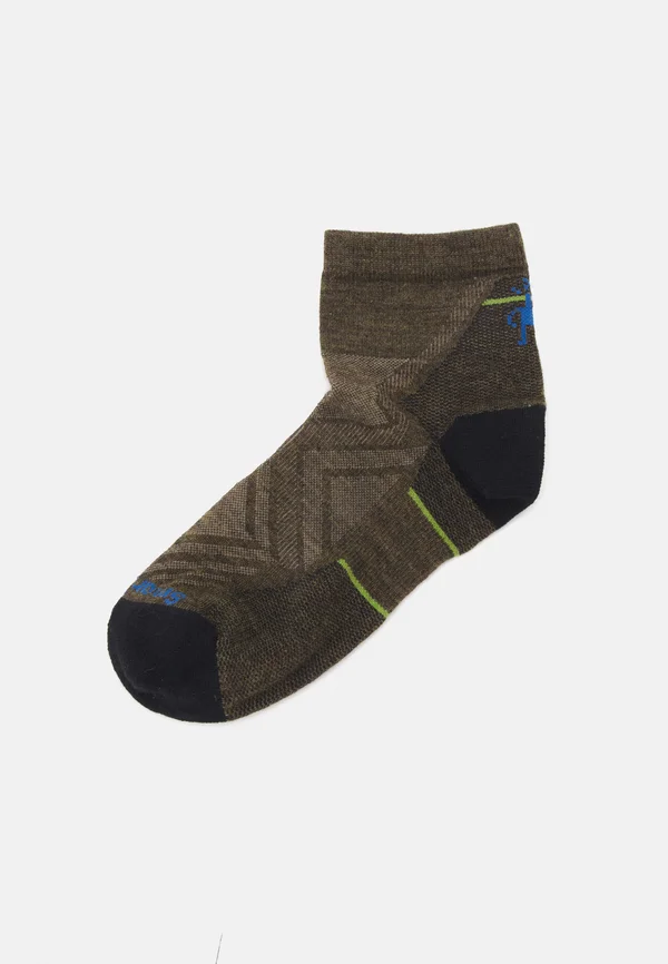 RUN ZERO CUSHION ANKLE SOCKS - Sportsocken - military olive
