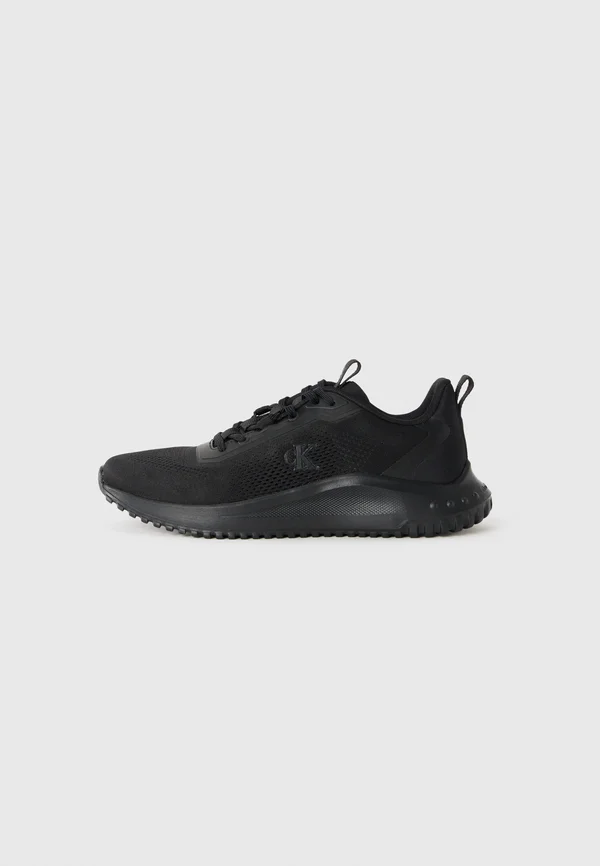 RUNNER - Sneaker low - triple black