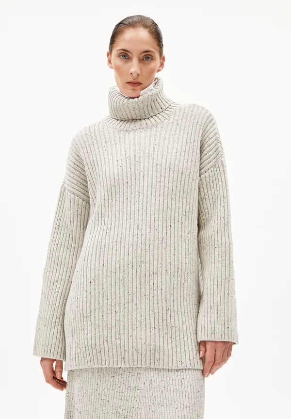 SABIRAA TWEED - Strickpullover - oatmilk black