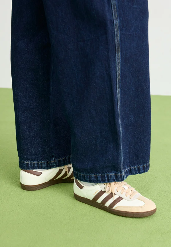 SAMBA OG UNISEX - Sneaker low - off white/earth strata/gum