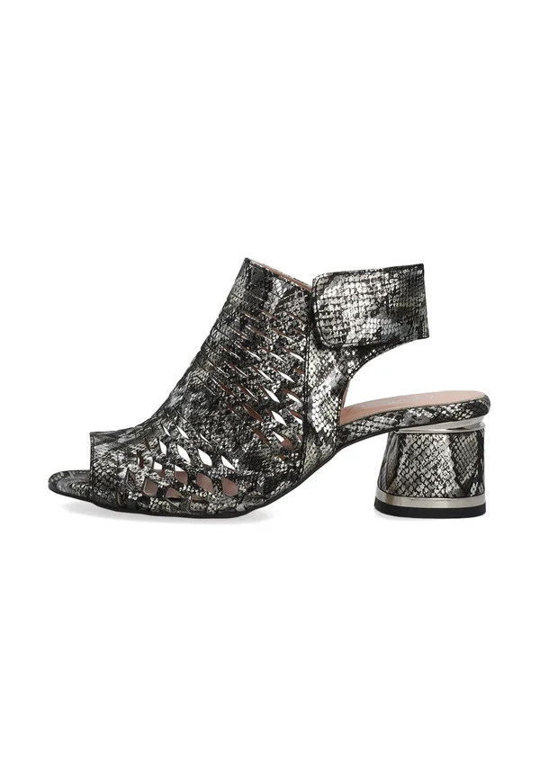 Schaftsandale - black/white