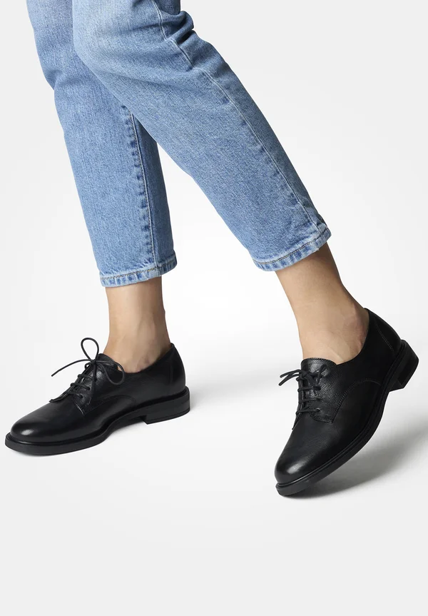 Schnürer - prime calf black