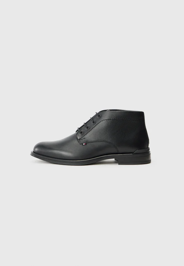 Schnürstiefelette - black