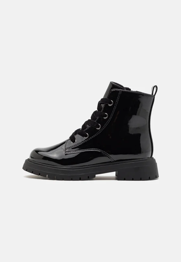 Schnürstiefelette - black