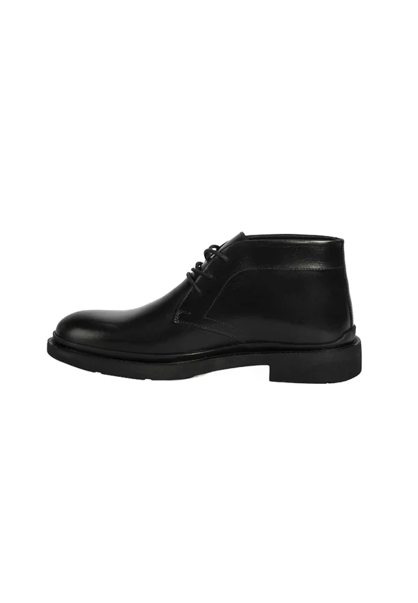 Schnürstiefelette - black