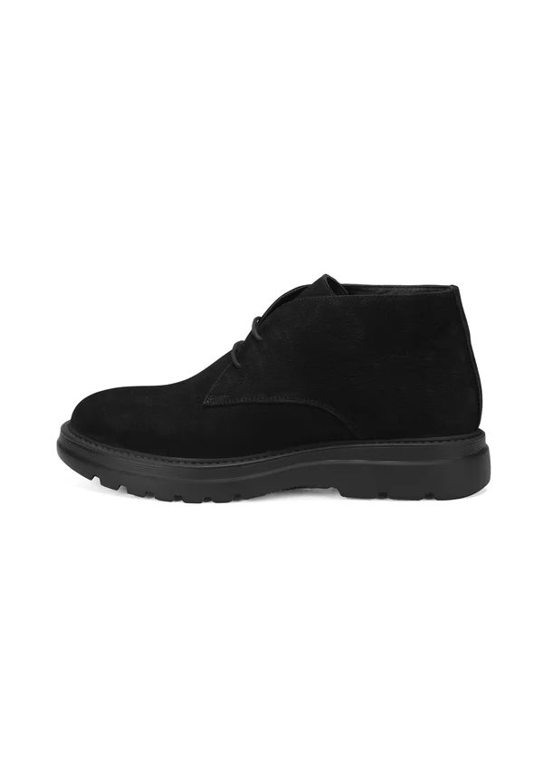 Schnürstiefelette - black
