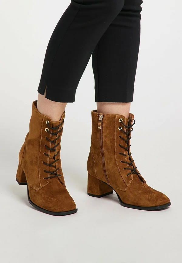 Schnürstiefelette - cognac