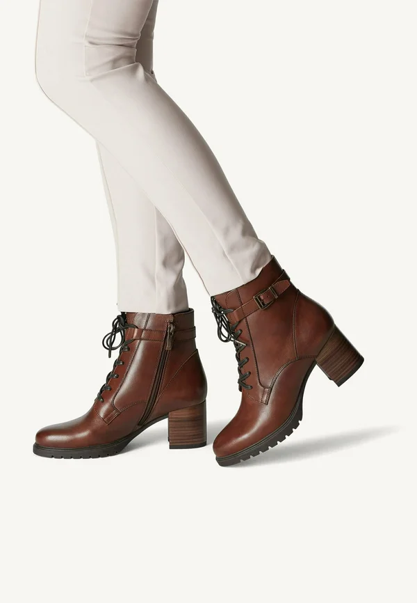 Schnürstiefelette - muscat