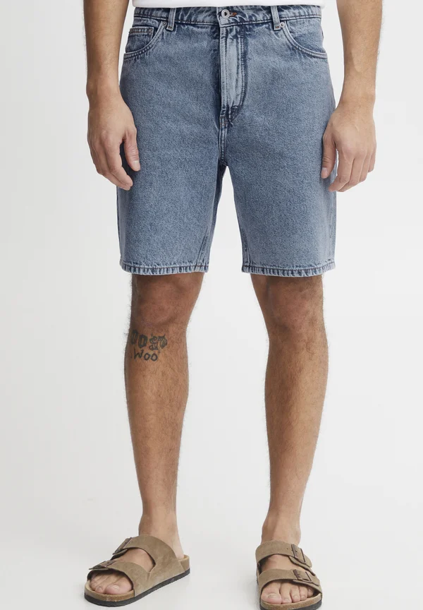 SDELMO - Jeans Shorts - light blue denim