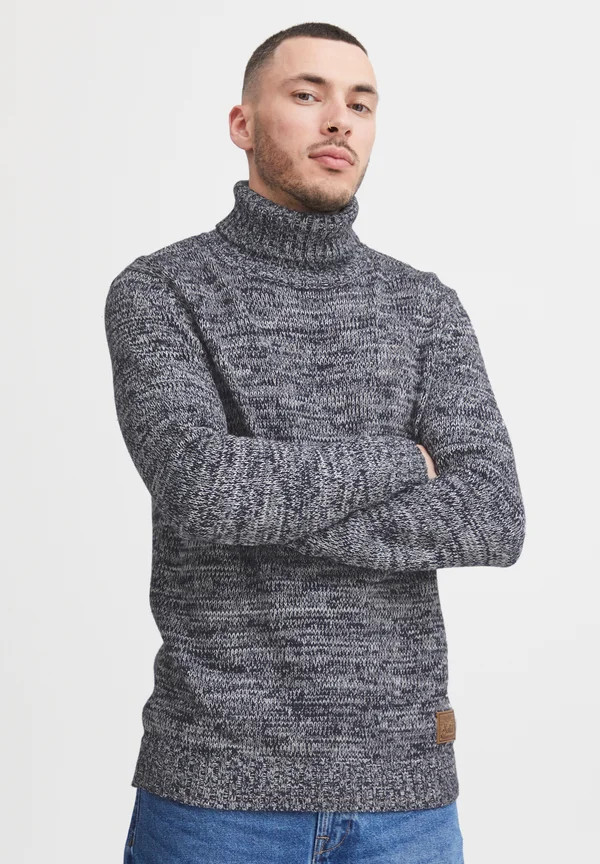 SDPhilaremo - Strickpullover - insignia