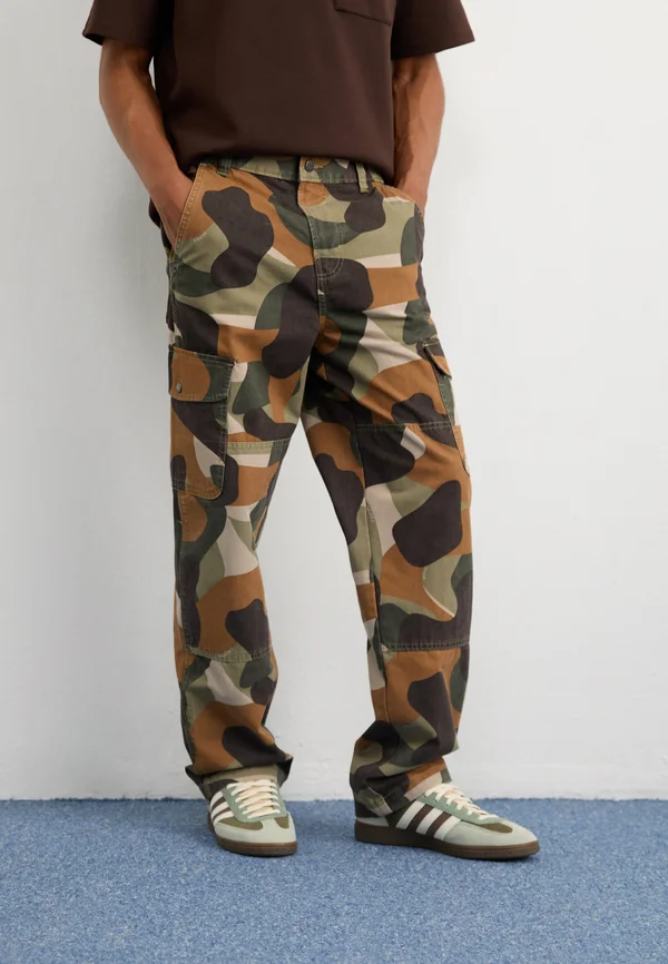SEASONAL - Cargohose - imperial green
