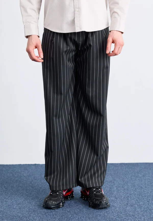 SEATON PANT - Stoffhose - black