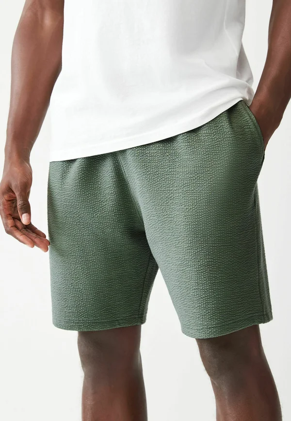 SEERSUCKER-REGULAR FIT - Shorts - sage green