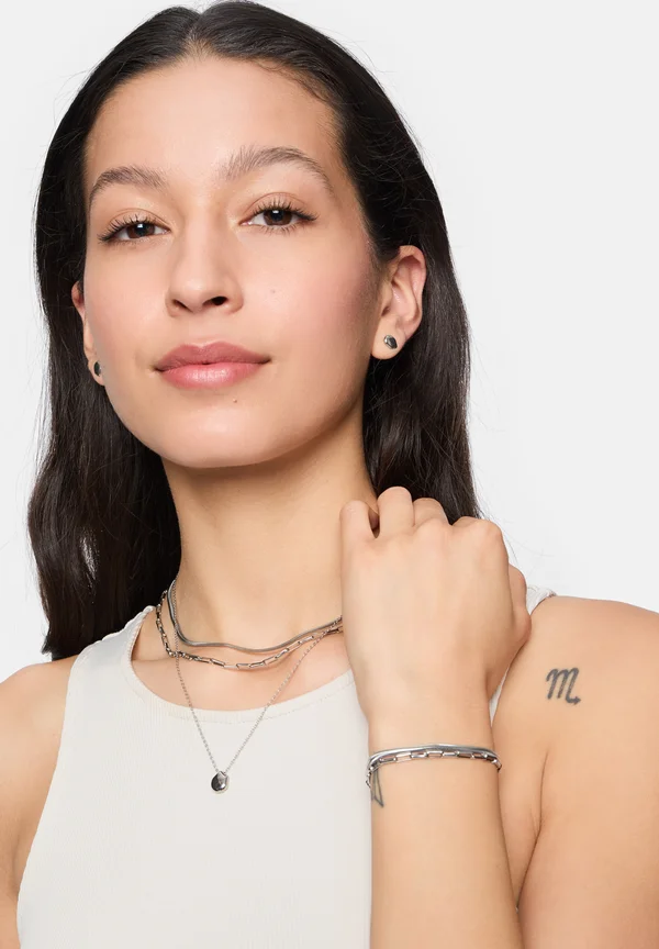 SET  - Halskette - silberfarben