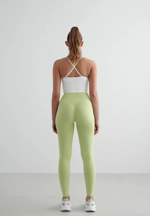 SHAPE SEAMLESS  - Tights - matcha