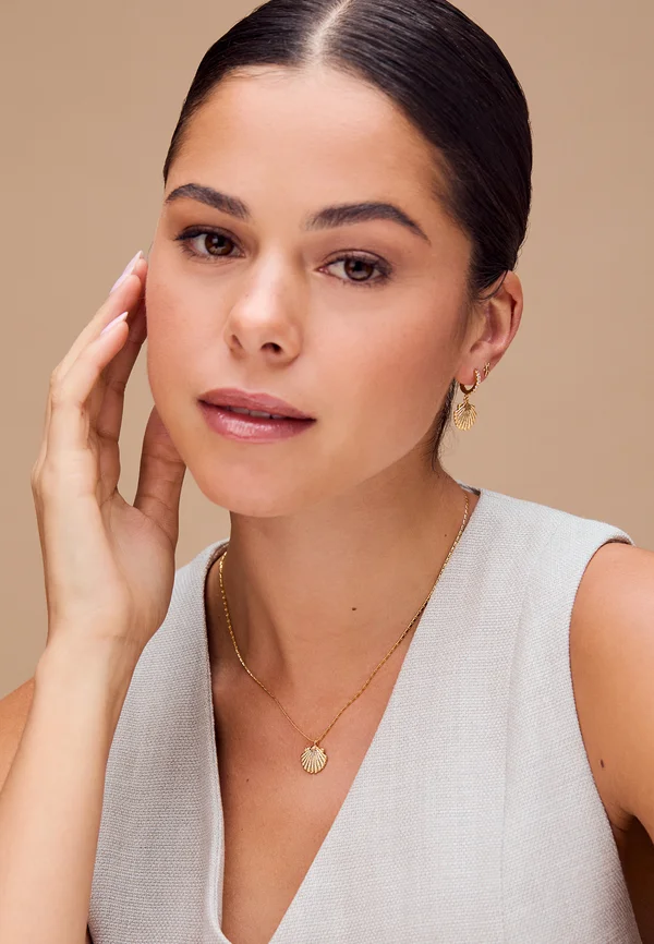 SHELL CHARM NECKLACE - Halskette - gold-colored