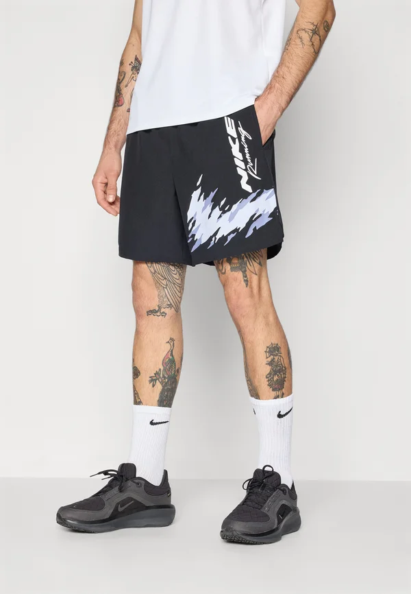 SHORT - Kurze Sporthose - black