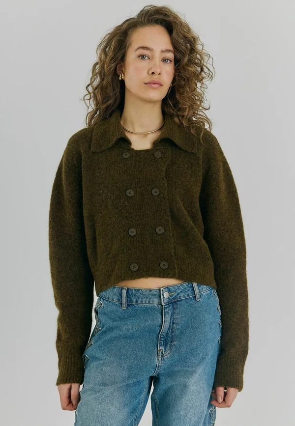 SHORT  - Strickjacke - army