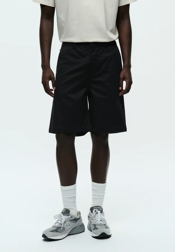 Shorts - black beauty