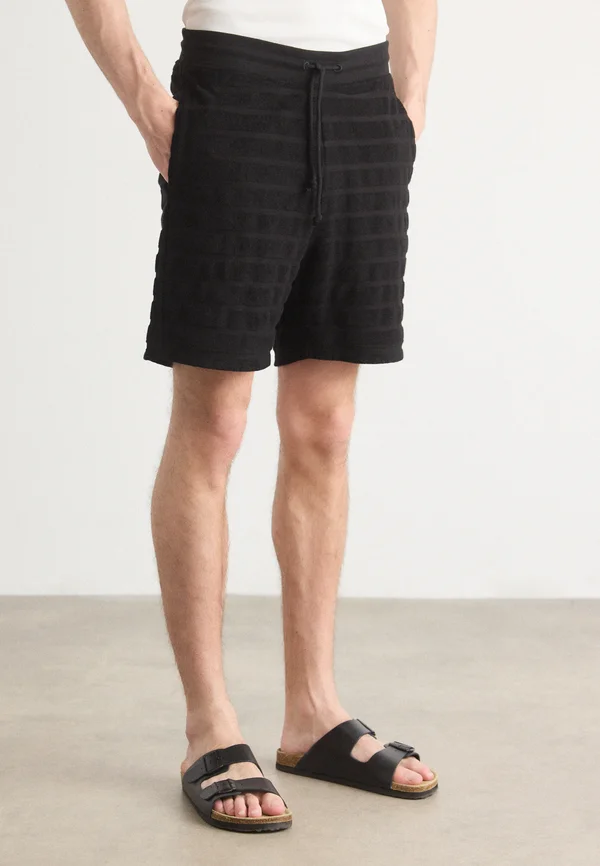Shorts - black