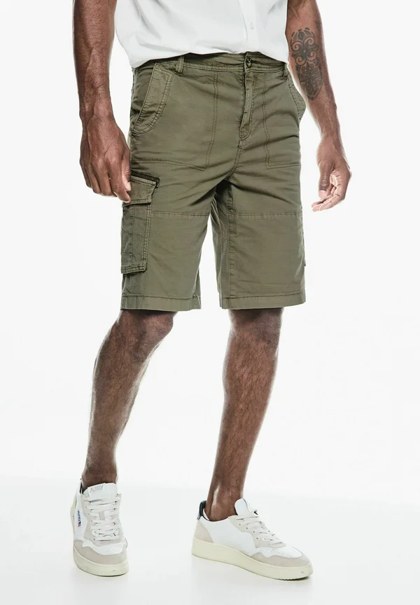Shorts - grün