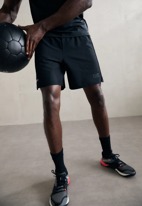 SHORTS - Kurze Sporthose - black