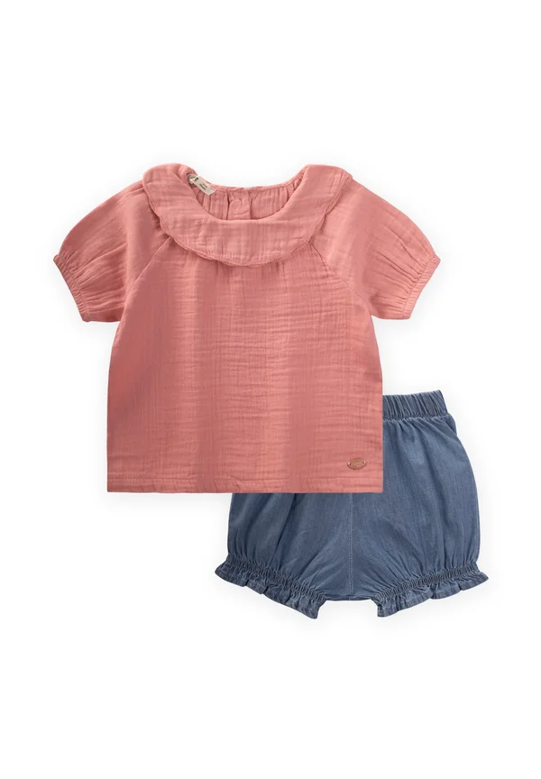 Shorts - salmon