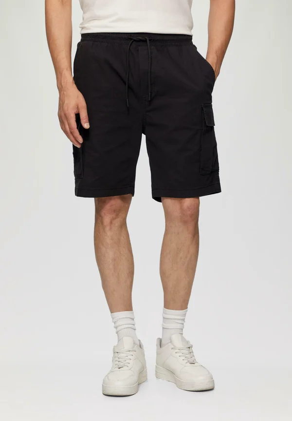 Shorts - schwarz