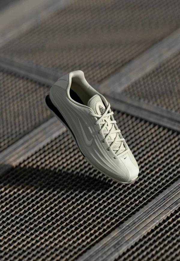SHOX Z - Sneaker low - light bone/black/phantom