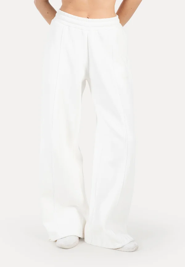 SIARA OVERSIZE POCKETS - Jogginghose - creme