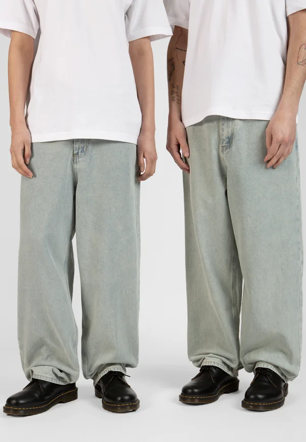 SIGNATURE CASPER PANT UNISEX - Jeans Relaxed Fit - light blue