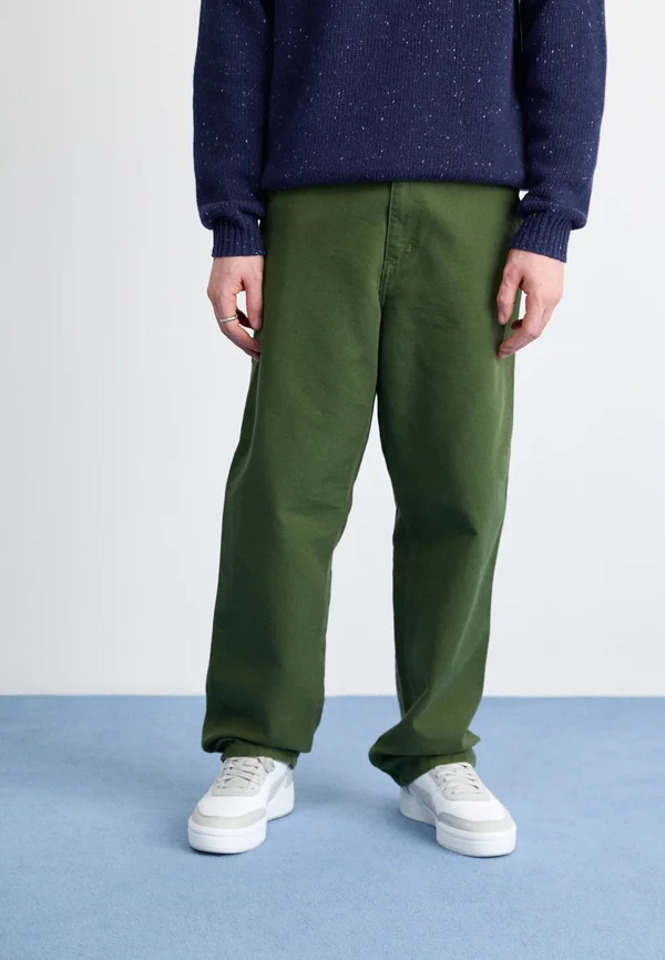 SINGLE KNEE PANT - Stoffhose - tarragon rinsed