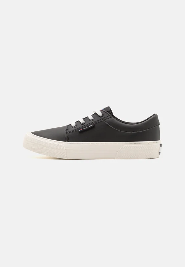 SKATE DERBY  - Sneaker low - black