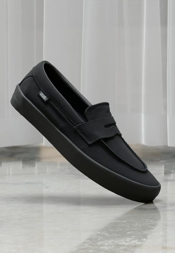 SKATE LOAFER UNISEX - Sneaker low - black