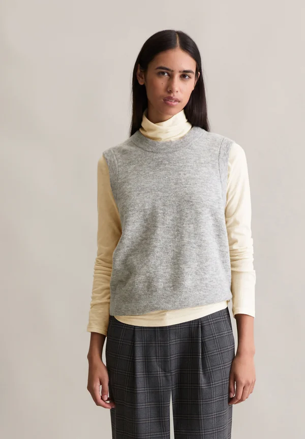 SLEEVELESS - Strickpullover - stone melange
