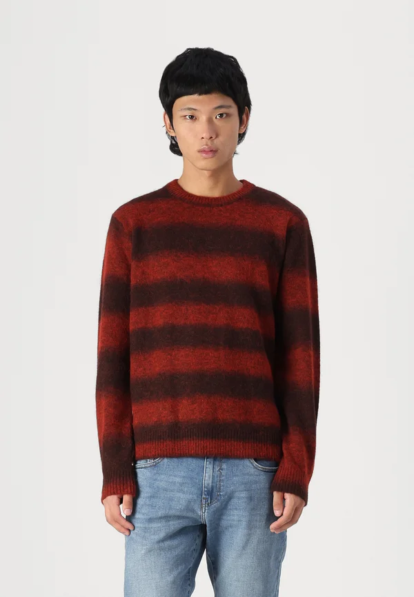 SLHRAI OMBRE CREW NECK - Strickpullover - red ochre/chocolate torte