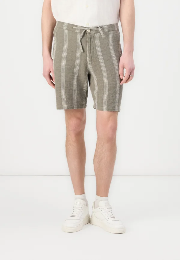 SLHREGSAL - Shorts - vetiver