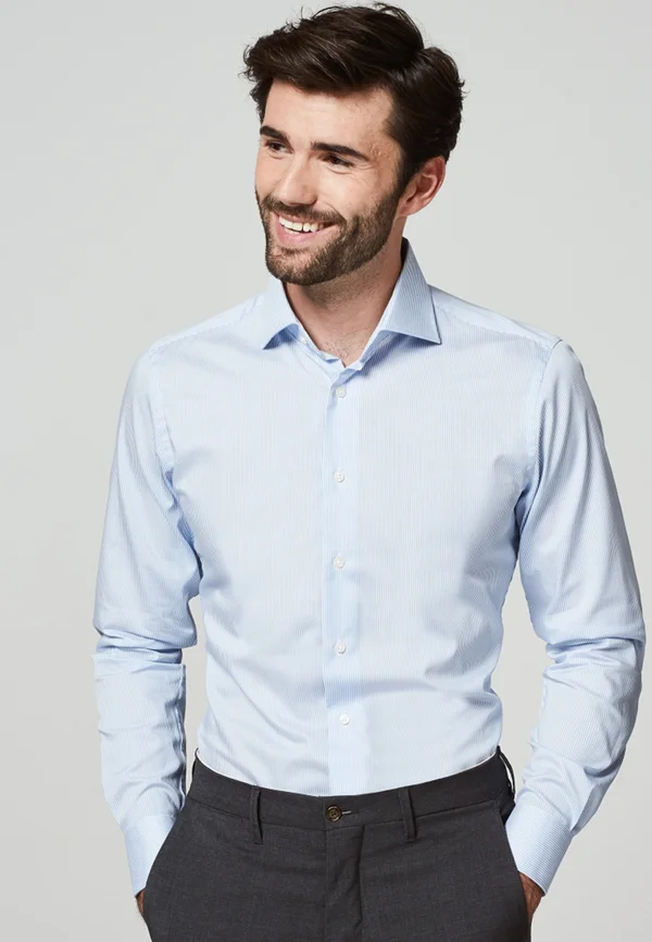 SLIM FIT - Businesshemd - licht blauw