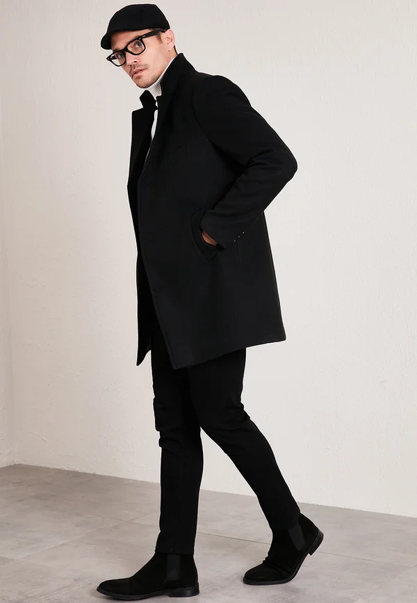 SLIM FIT - Klassischer Mantel - black