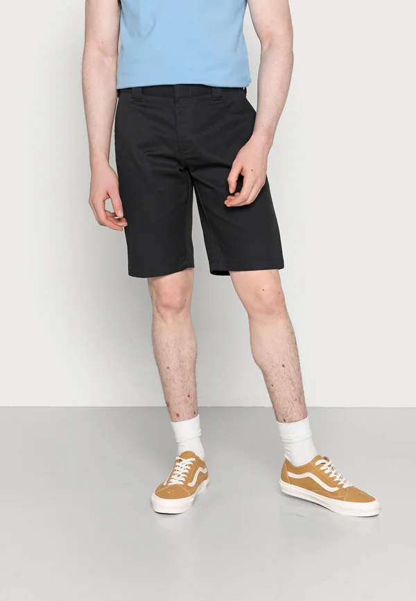 SLIM FIT - Shorts - black