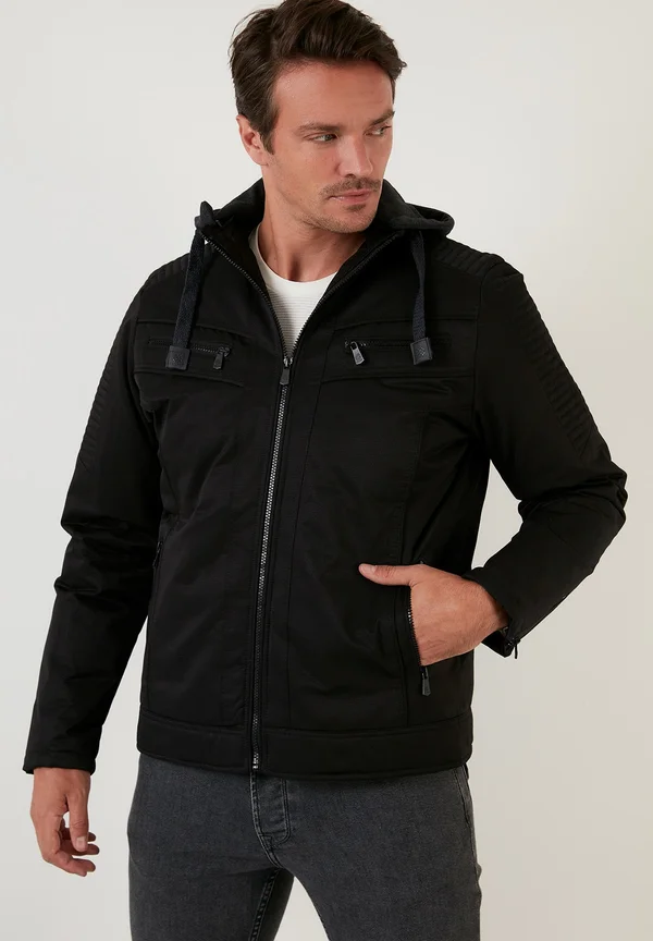 SLIM FIT - Winterjacke - black
