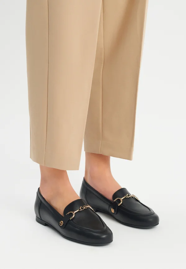 Slipper - black
