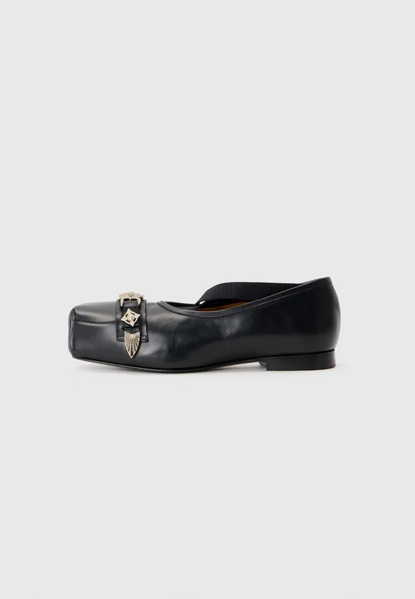 Slipper - black