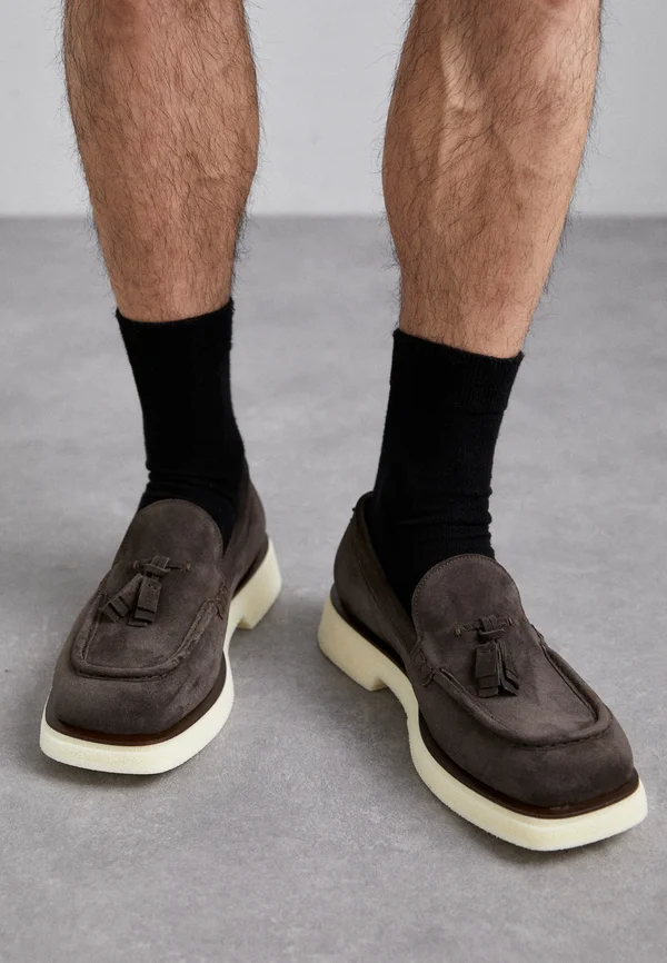 Slipper - dark brown