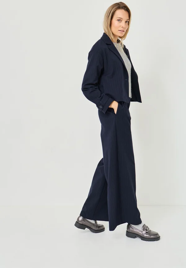 Slipper - pewter