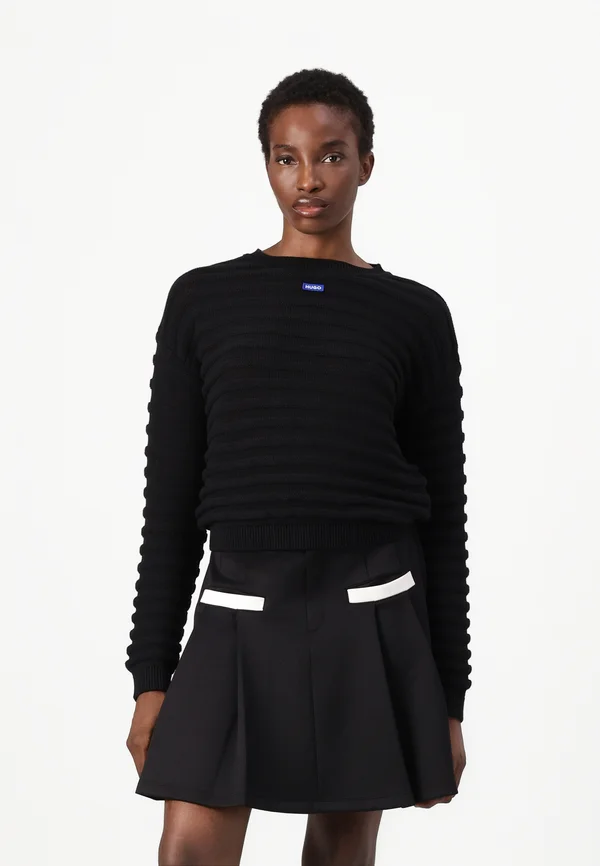 SLUMMYA - Strickpullover - black