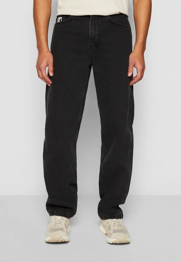 SMALL SIGNATURE BAGGY - Jeans Relaxed Fit - vintage black