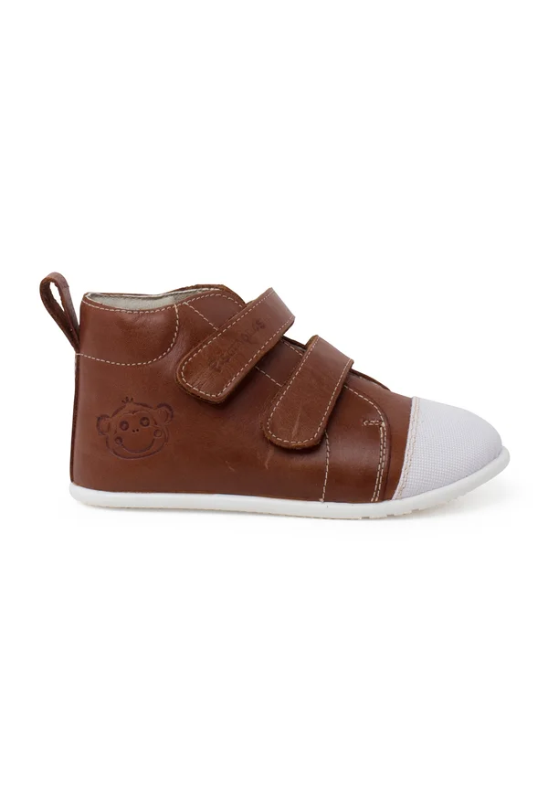 Sneaker high - cuero