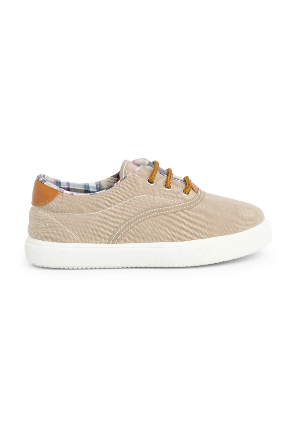 Sneaker low - arena
